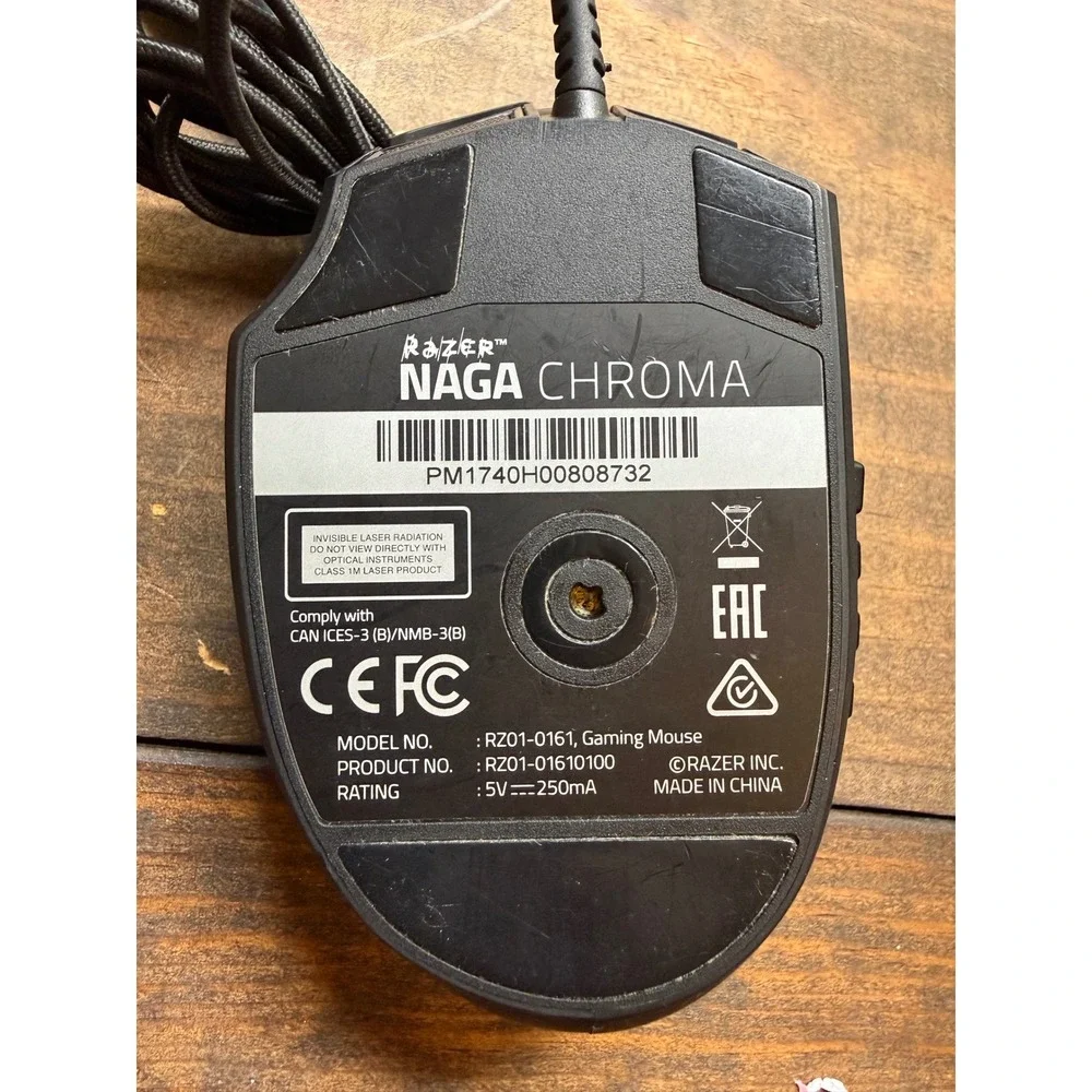 Razer Naga Chroma Gaming Mouse MMO 12 Button Black Wired RZ01-01610100 UNTESTED